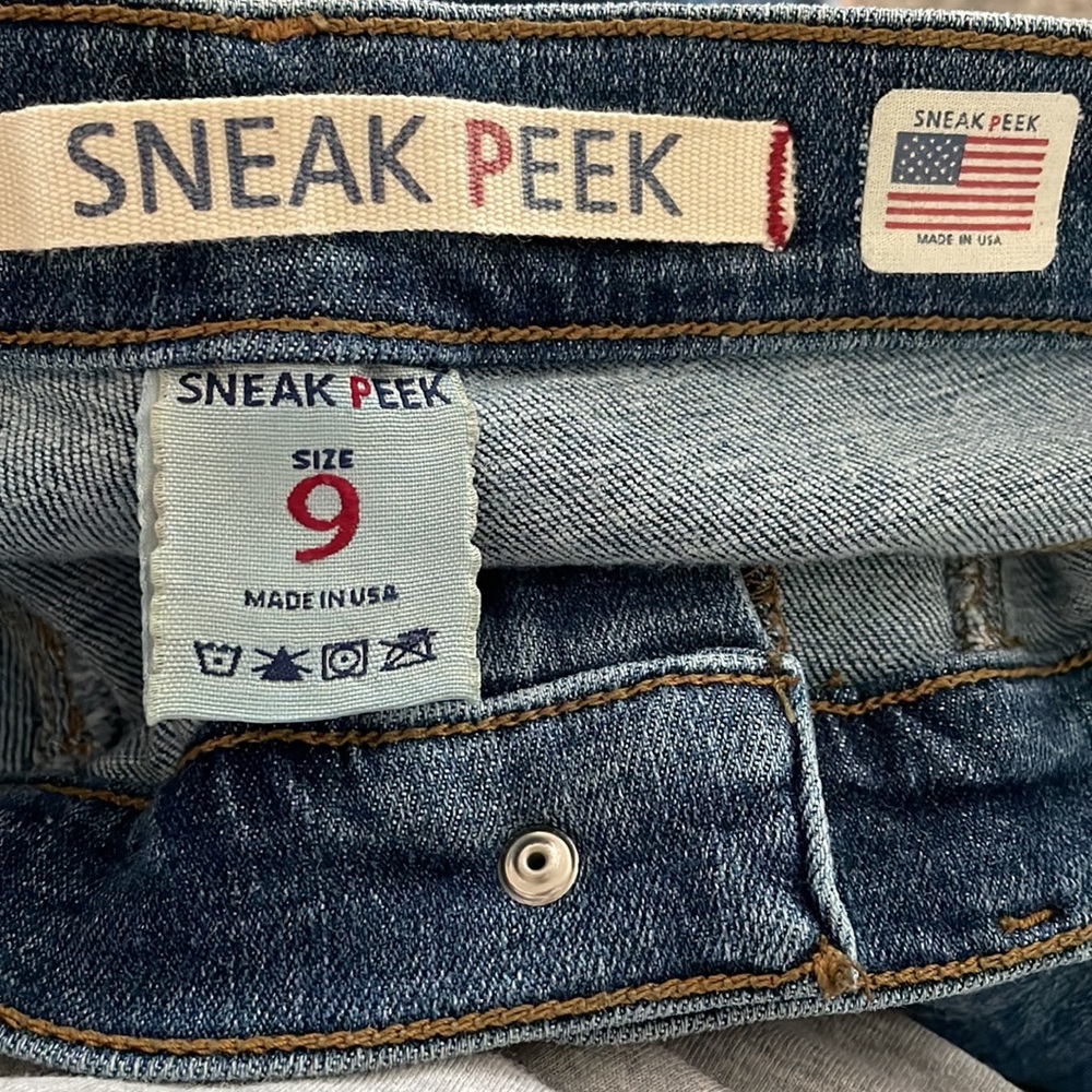 Sneak Peak distressed skinny jeans - Picture 3 of 4